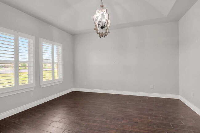 Building Photo - "Charming 4-Bed Oasis with Granite Touches & Cozy Fireplace in Floresville!"