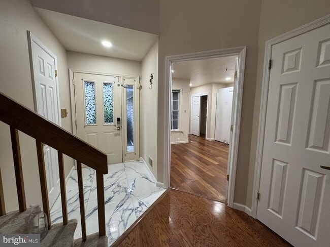 Building Photo - 22 Briarwood Ct