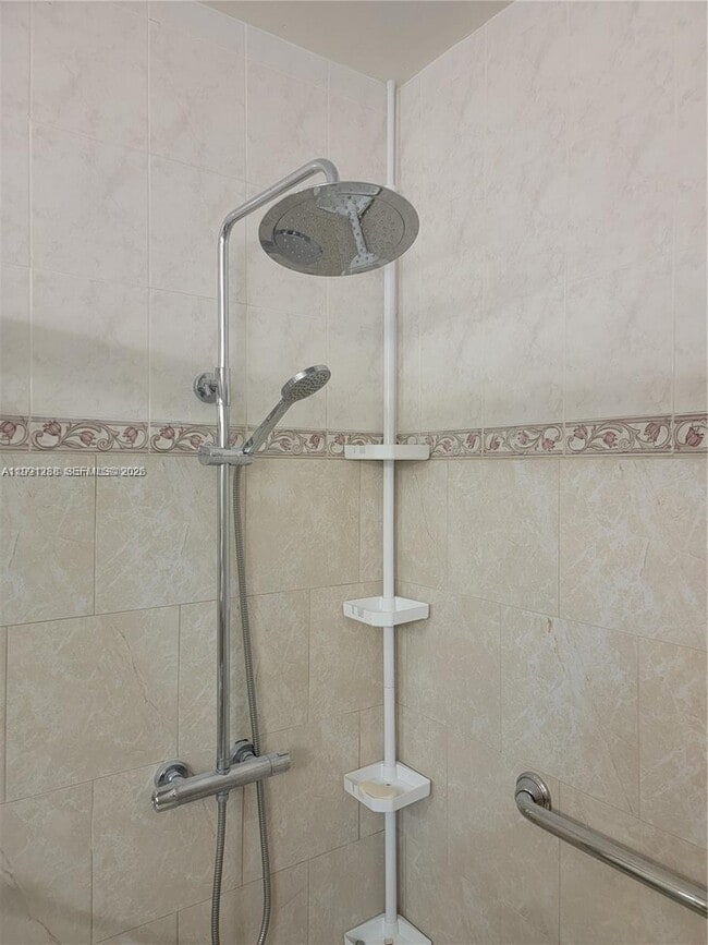 Building Photo - 3333 SW 156th Ct