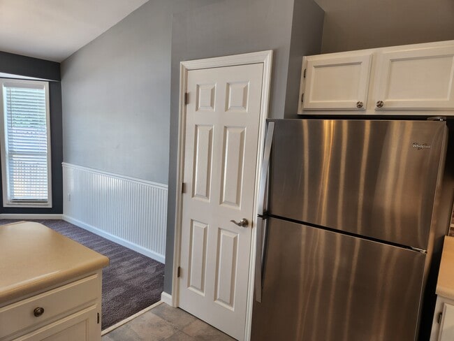 Built-in pantry - 2525 Hidden Meadow Ln