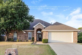 Building Photo - 2105 Nugent Dr