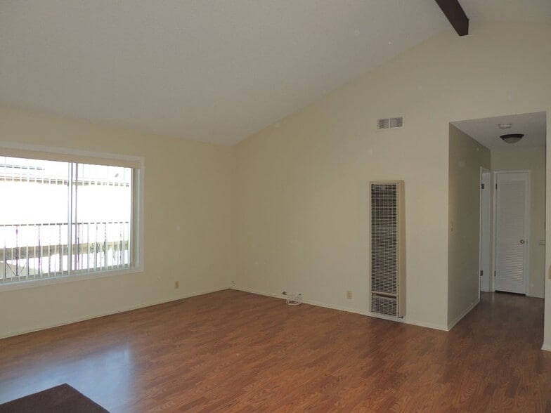 Building Photo - 430 Ohio Ave