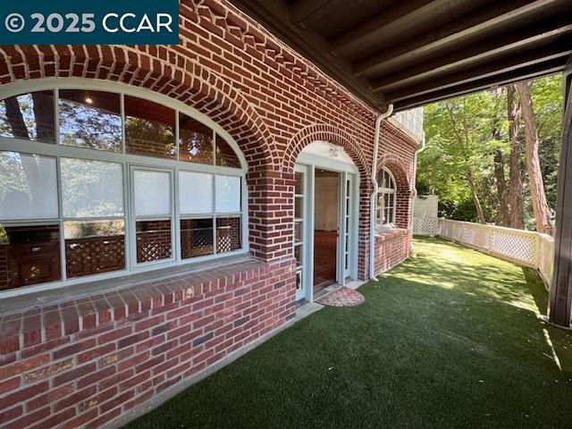 Building Photo - 1675 El Nido Ct
