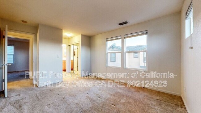 Building Photo - 2024 Northfield Dr