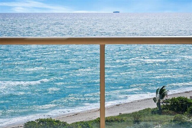 Building Photo - 8925 Collins Ave