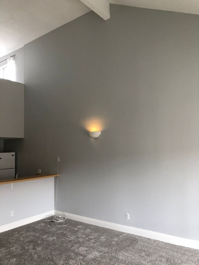 Building Photo - Mission Verde Top Floor-End Unit Loft Bedroom Condo in the Heart of Mission Valley near SnapDrago...