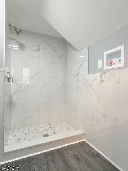 Building Photo - 90 E 9th St