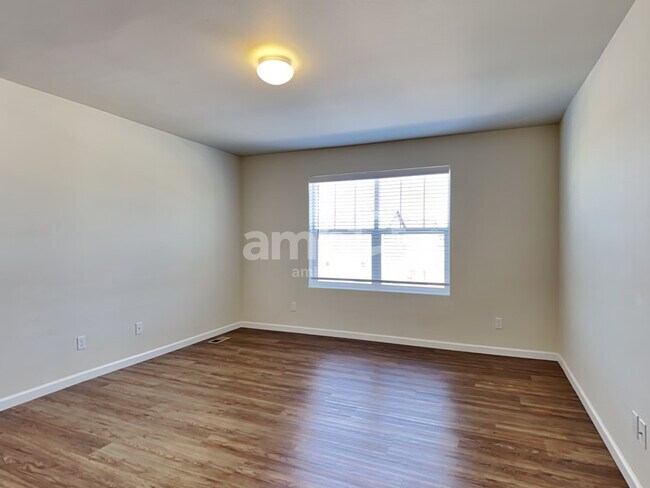 Building Photo - 18960 112th Ave Ct E