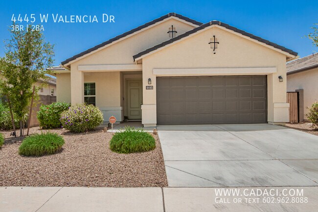 Building Photo - 4445 W Valencia Dr