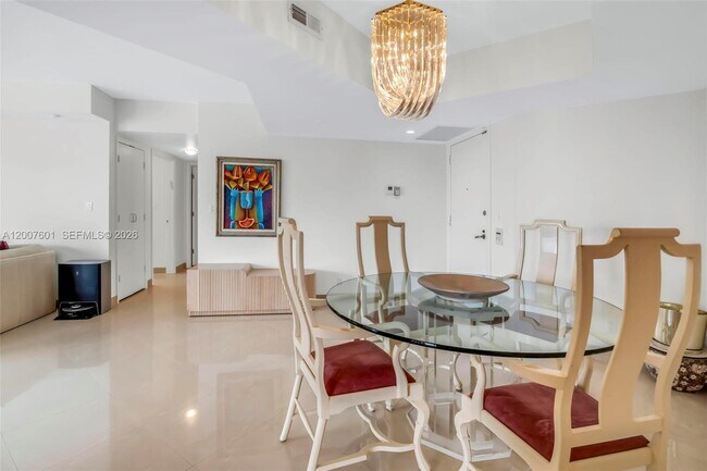 Building Photo - 19707 Turnberry Way