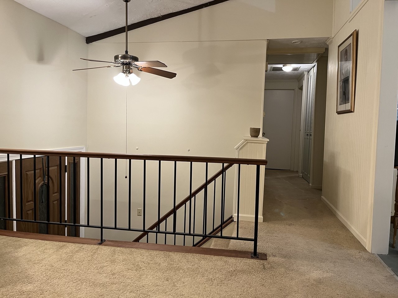 Building Photo - 210 Pinehurst Ln