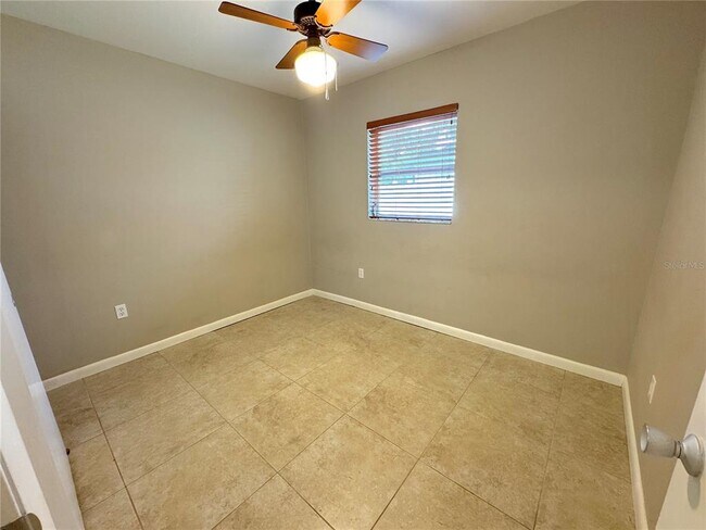 Building Photo - 3883 Hawkeye Cir