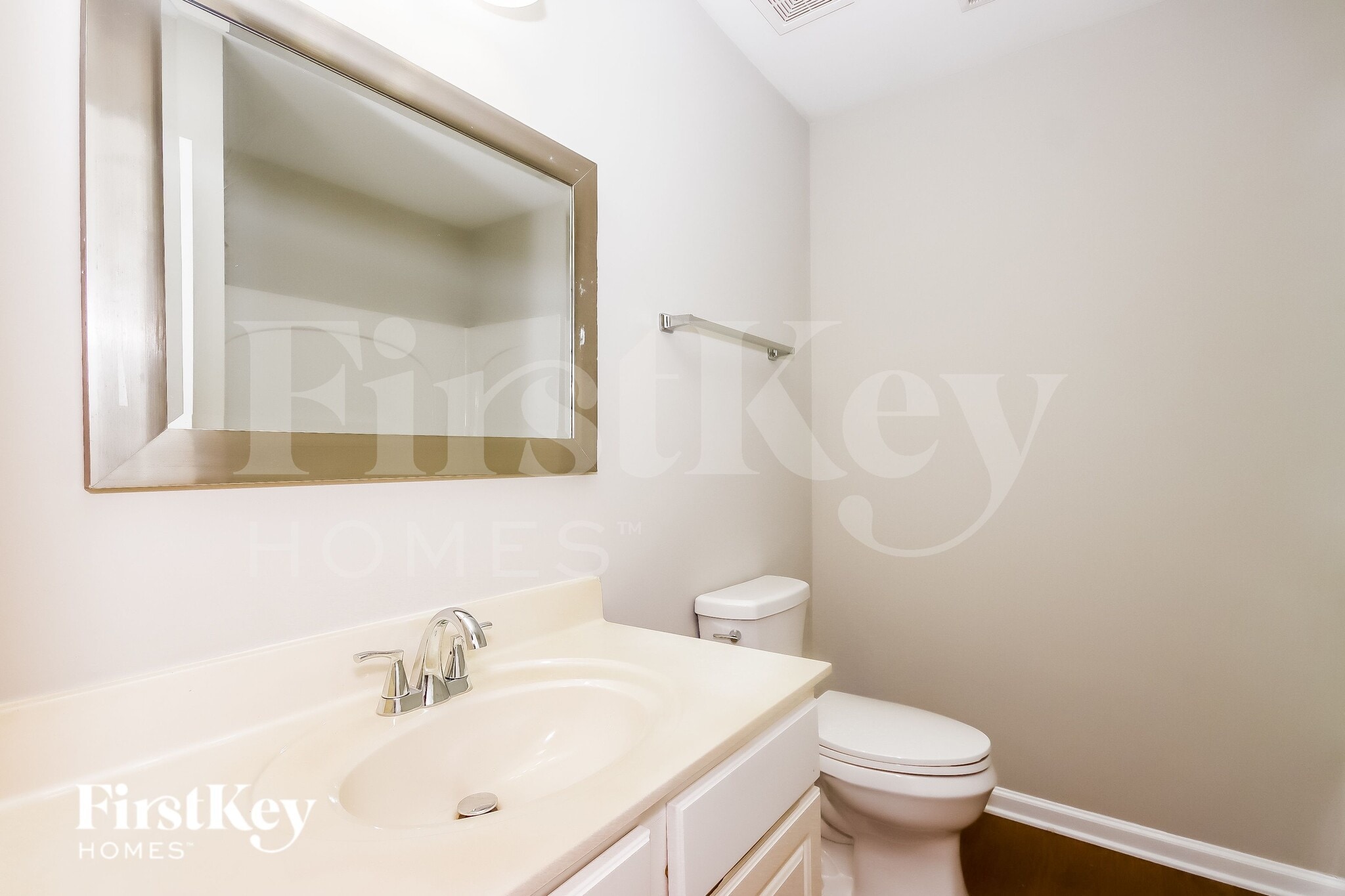 Building Photo - 11818 Sidney Crest Ave