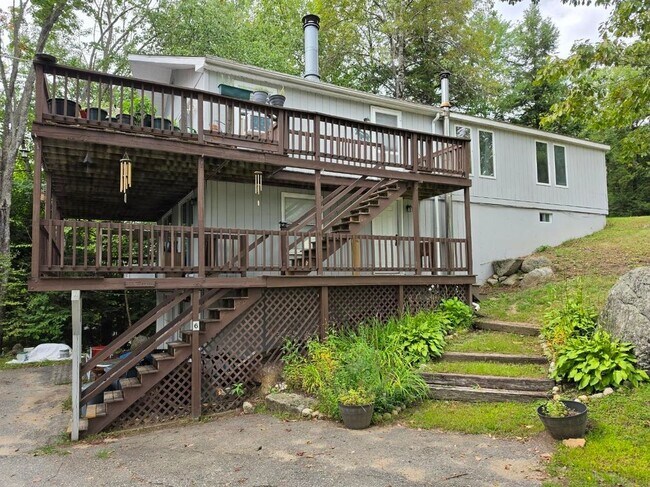Building Photo - 6 Appletree Ln