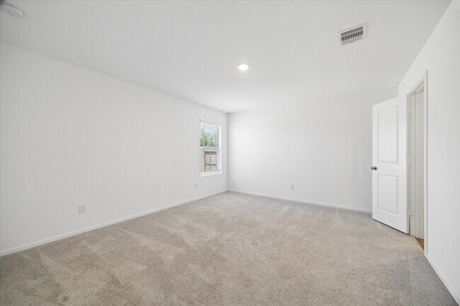 Building Photo - 21583 Casavatore Dr