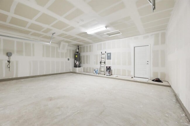 Building Photo - 100 Jarbridge Dr