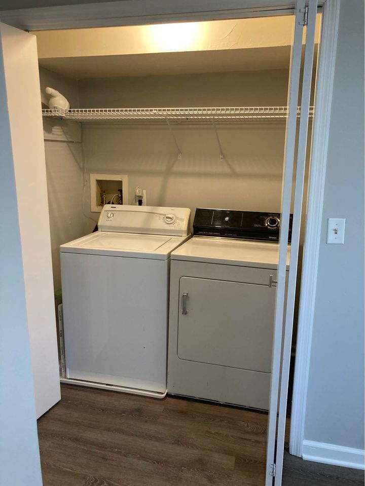 Building Photo - 610 River Rouge Dr, Unit A