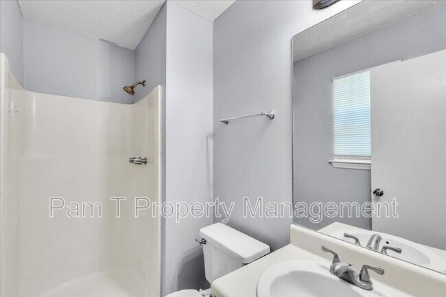 Building Photo - 235 Bordeaux Ln