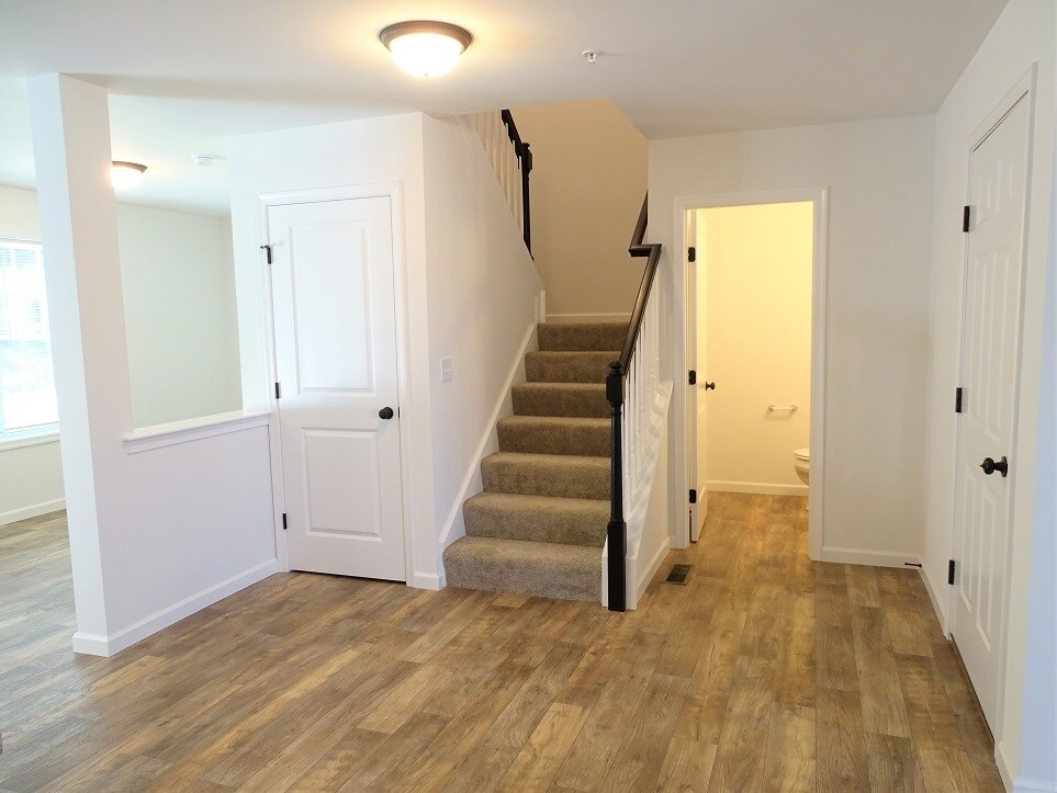 Building Photo - 39 Maize Cir