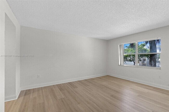 Building Photo - 4215 N University Dr