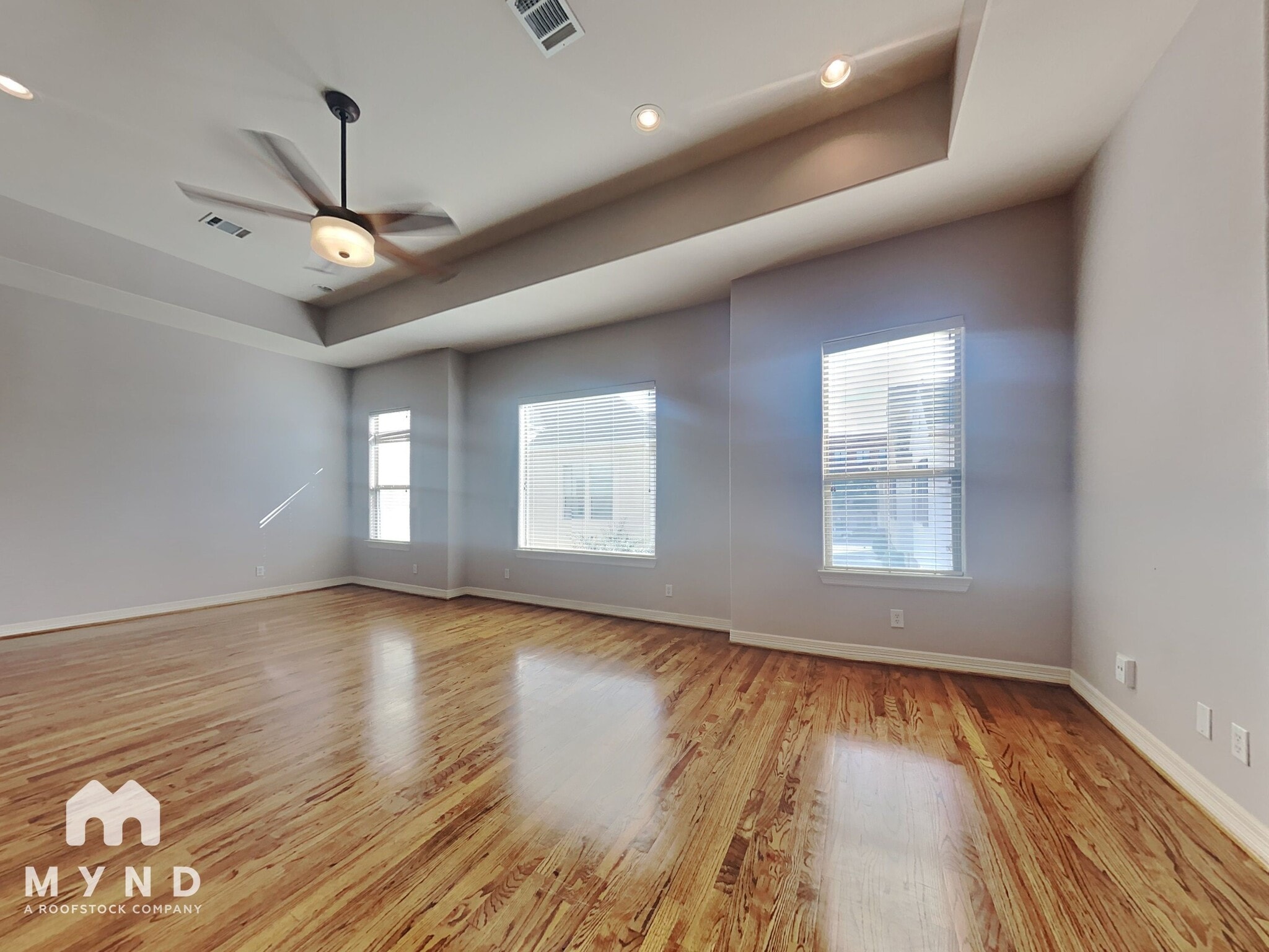 Building Photo - 3838 Center St