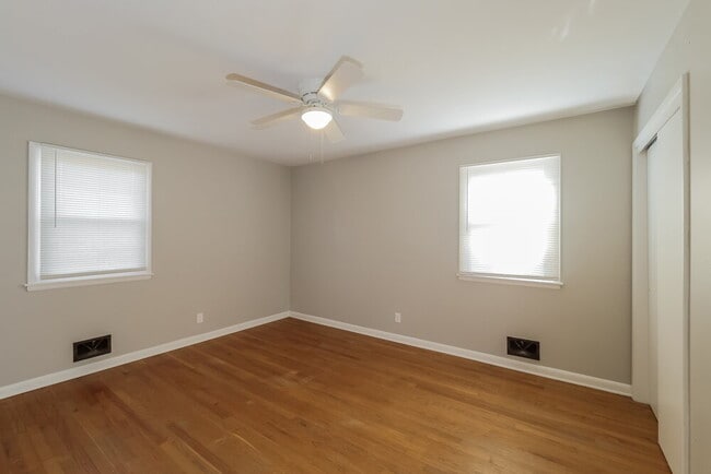 Building Photo - 1202 Baltimore St