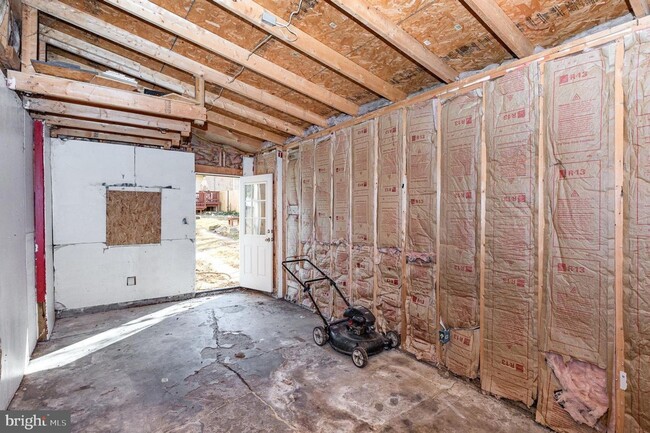 Building Photo - Cozy 3 bedroom in west York