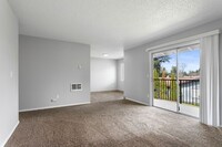 Building Photo - Lovely 2bed/1bath Available Now! Call 503-...