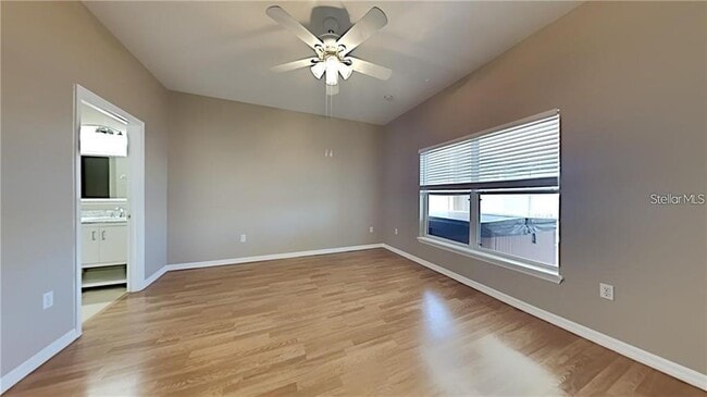 Building Photo - 876 Hacienda Cir