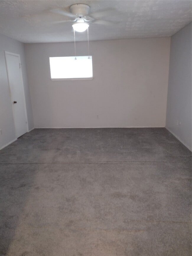 Building Photo - 7514 Wovenwood Ln