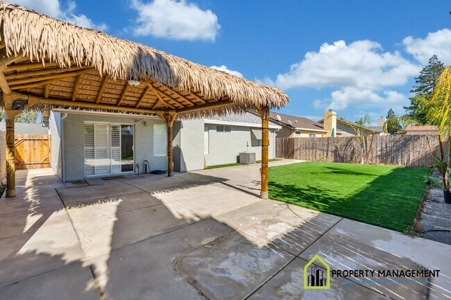 Building Photo - Beautifully Remodeled 3-Bedroom Home for Rent