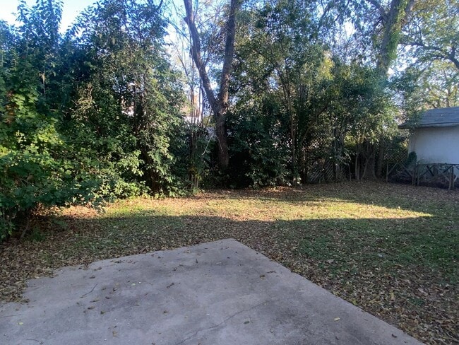 Building Photo - 3 BEDROOM, PLUS OFFICE, BELTON ISD