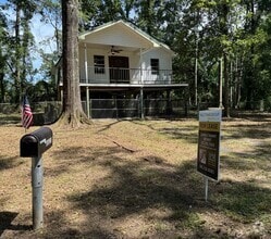 Building Photo - Beautiful Camp Style Home For Lease In Den...
