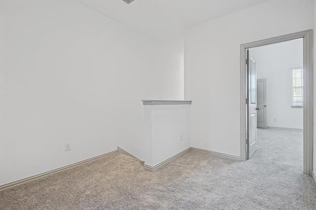 Building Photo - 517 Parkside Dr