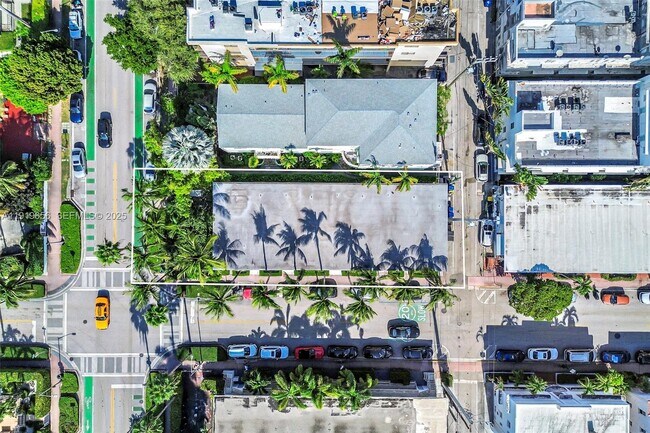 Building Photo - 635 8th St