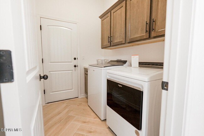 Building Photo - 15337 Promise Ct