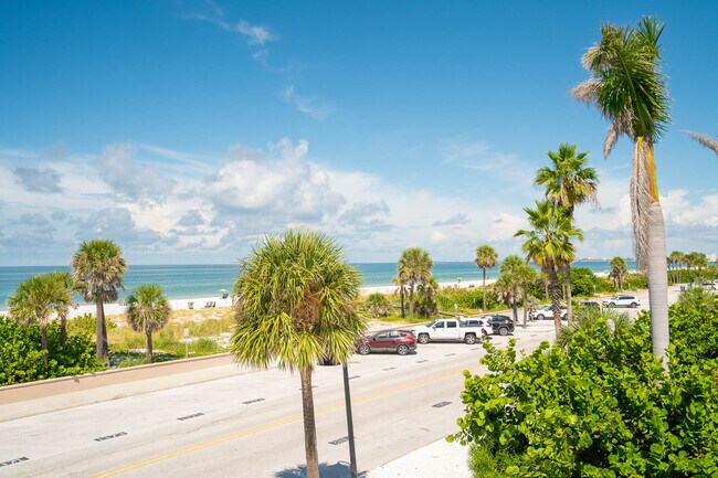 Building Photo - 113-112 12th Ave