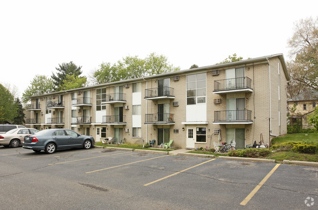 Building Photo - Glen Arms Apartments