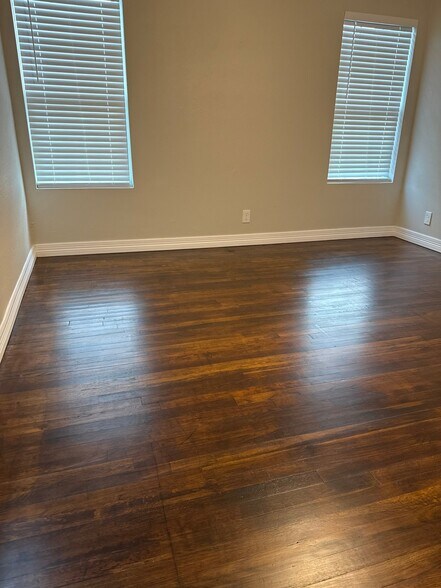 Building Photo - 4730 Ingram Dr