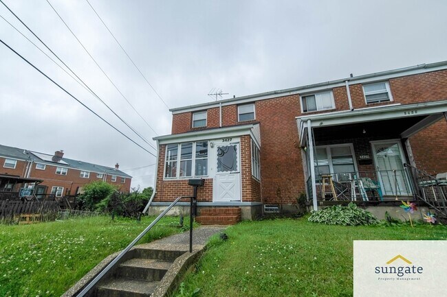 Building Photo - 3427 North Point Rd