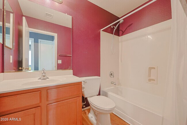 Building Photo - 5245 N 125th Ave