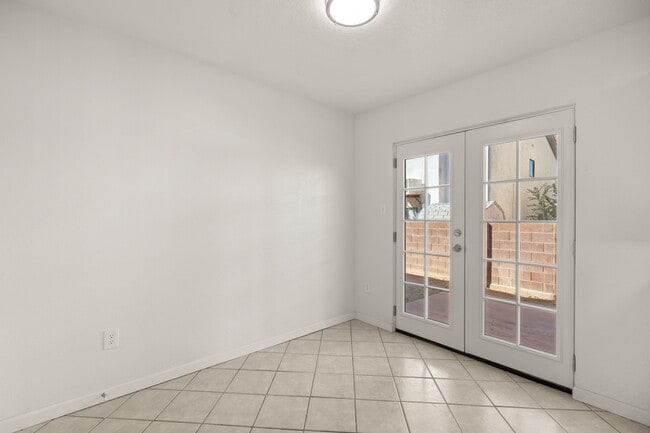 Building Photo - 2943 Quail Pointe Dr NW