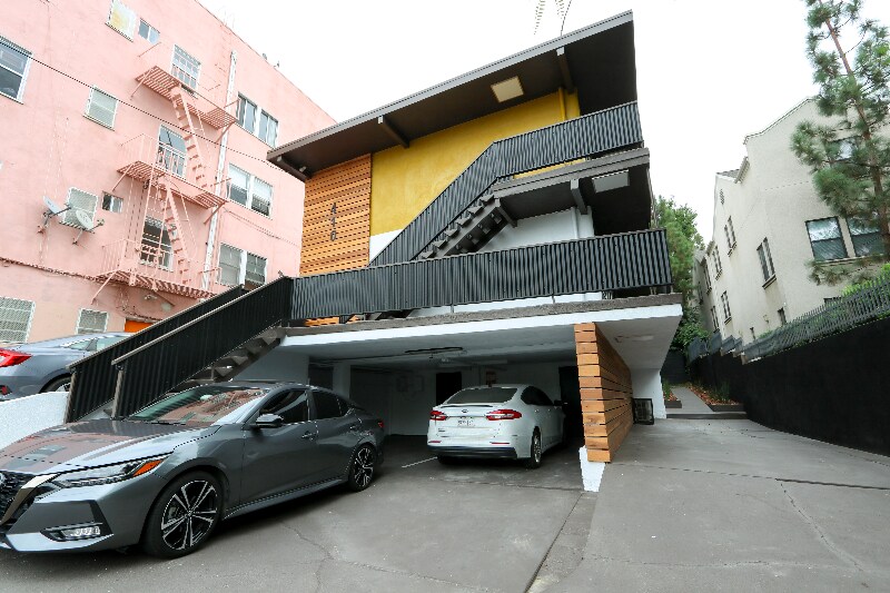 Building Photo - 410 Lucas Ave