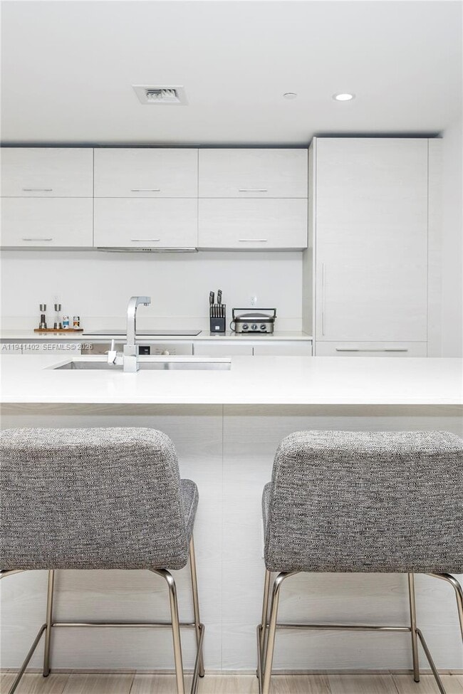 Building Photo - 1300 S Miami Ave