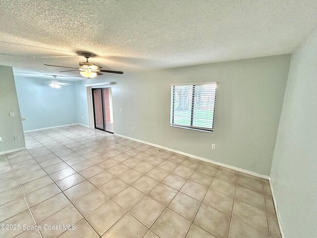 Building Photo - 176 San Juan Cir
