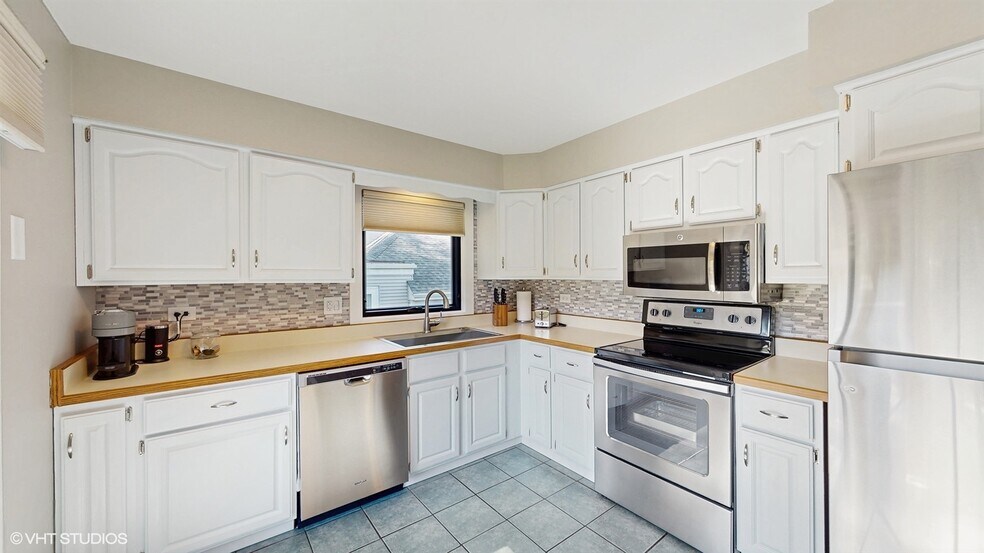 Building Photo - 1128 Olympus Dr