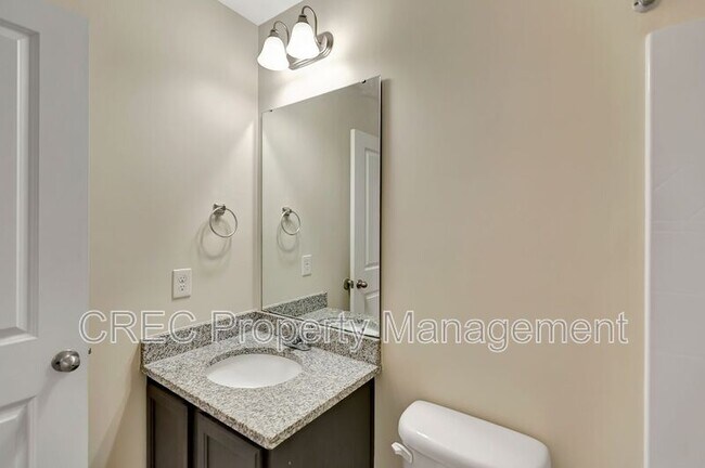 Building Photo - 339 Flyway Rd