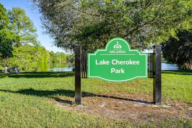 Building Photo - Downtown Orlando (Delaney Park/Lake Davis)