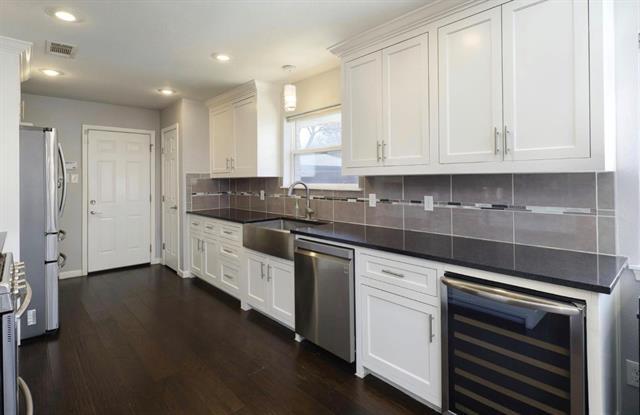 Building Photo - 10282 Vinemont St