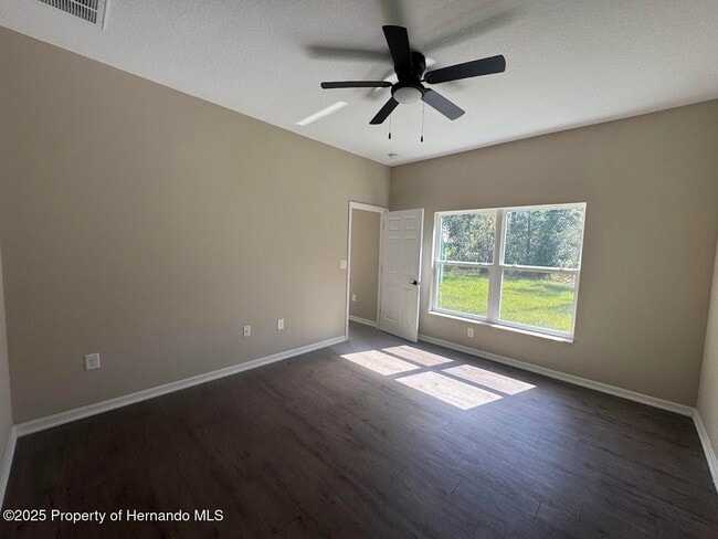 Building Photo - 6270 W Oak Park Blvd